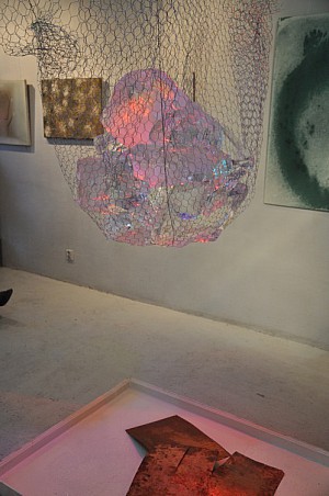 2012_Elements_FotoPeggySylopp00.jpg: 498x750, 133k (April 24, 2014, at 06:43 PM) 2012_Elements_FotoPeggySylopp00.jpg: 498x750, 133k (April 24, 2014, at 06:43 PM)